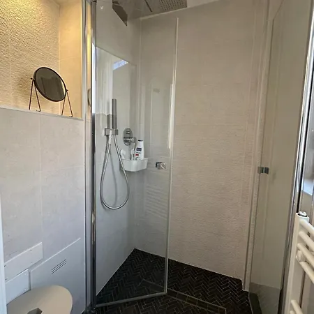 Apartament Carracci House Bolonia