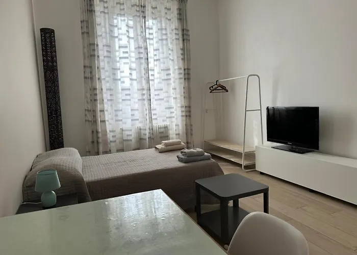 Carracci House 公寓 *